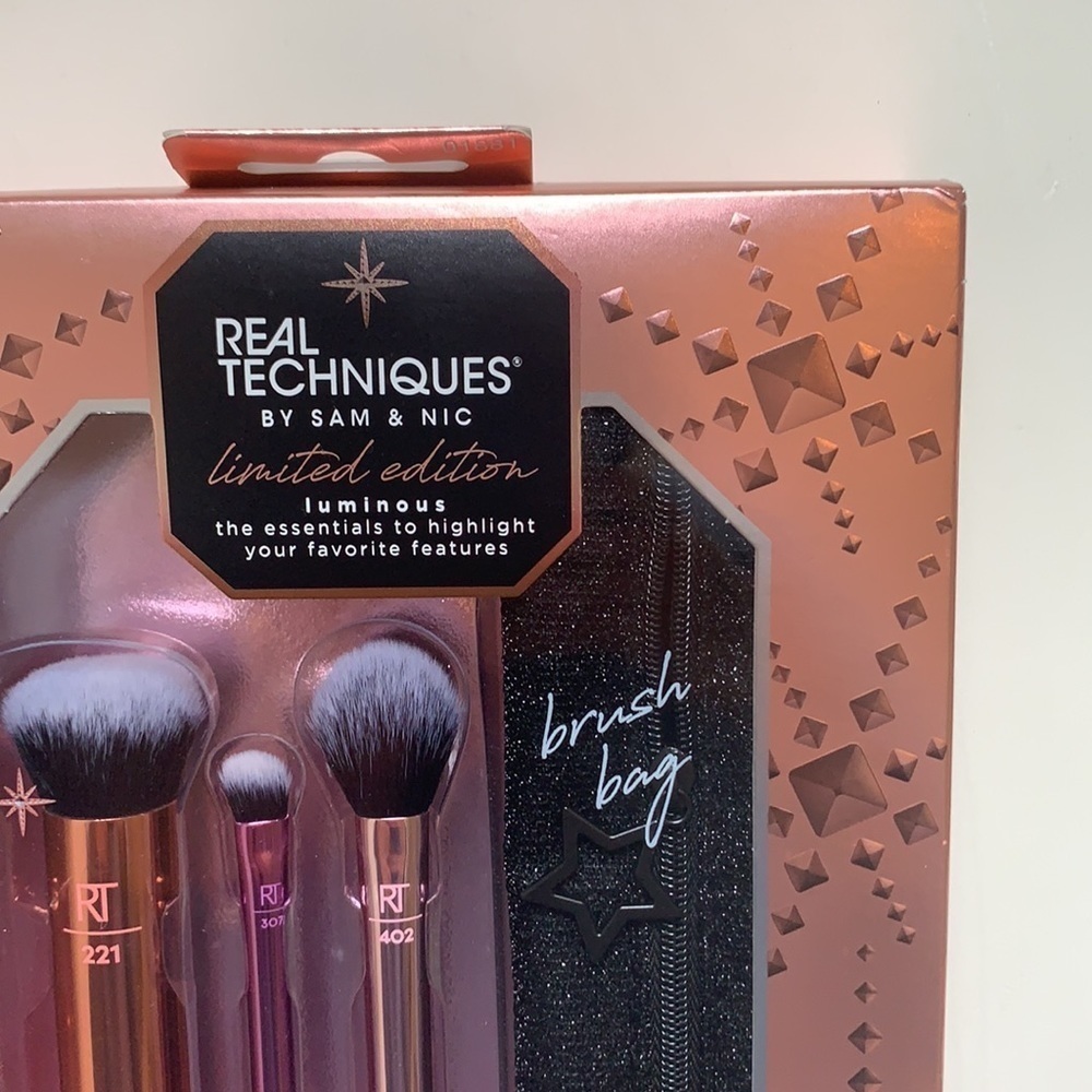 Makeup Bag - Brush - Heatless Roller Bundle - image 5